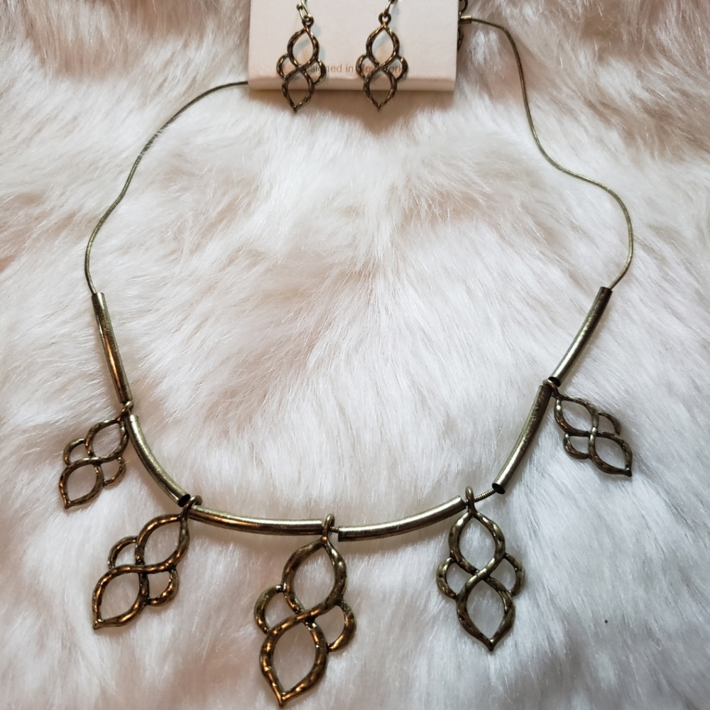 Necklace and Earring Set